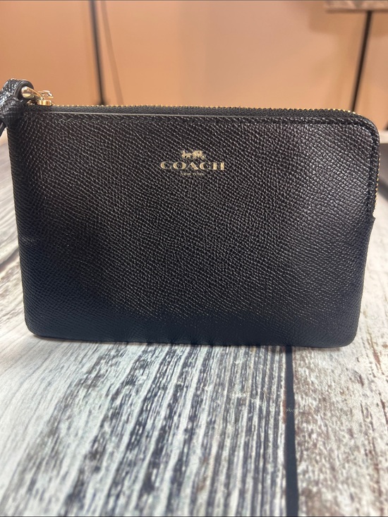 Coach Handbags - Coach Black Pebbled Leather Zip Pouch with Gold Logo